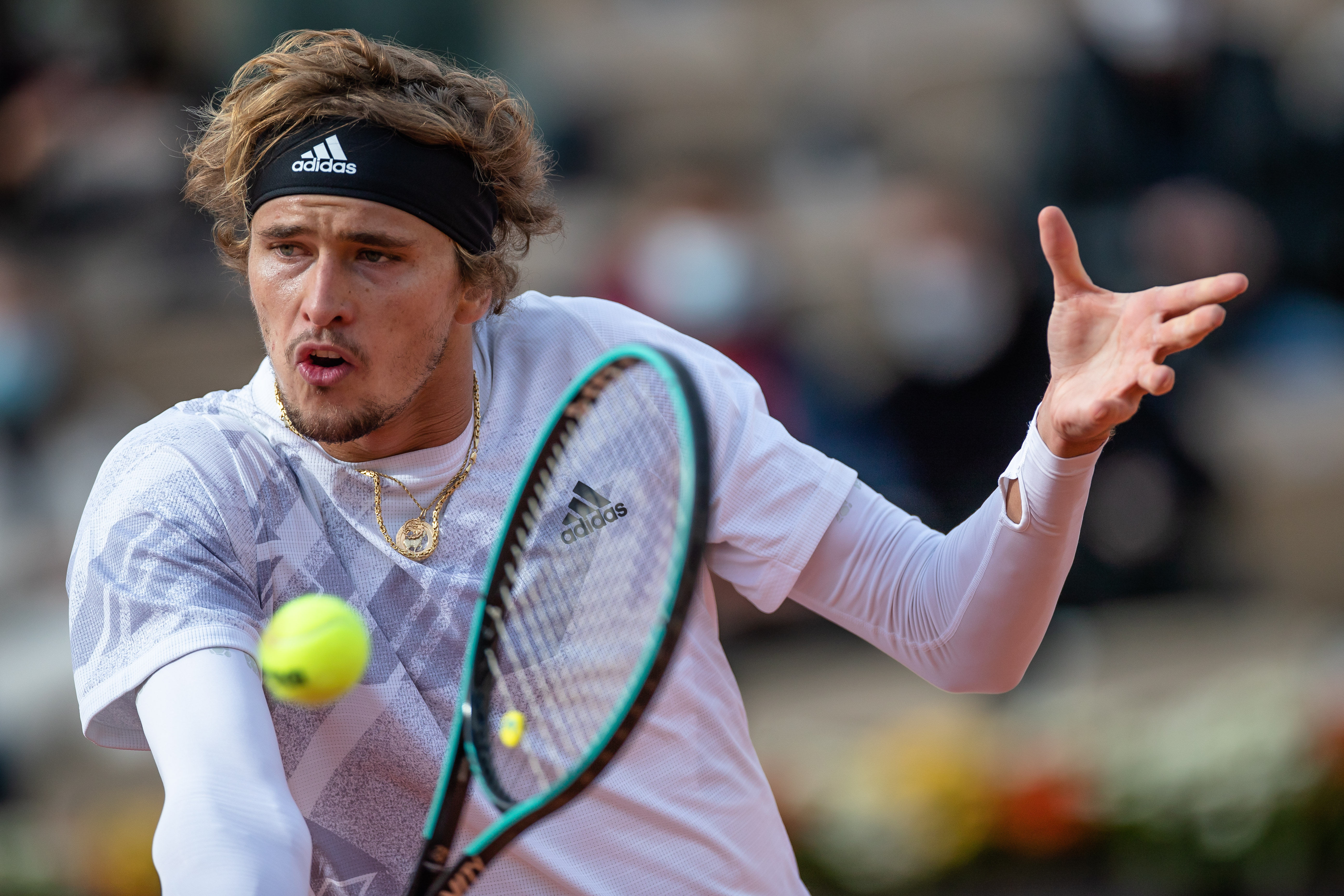 界的瞩目 界的瞩目